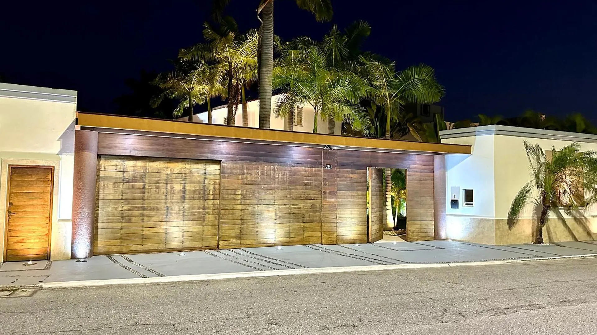 Don Village - 5Br Luxury Waterfront Private Villa By Solmar Rentals Cancun