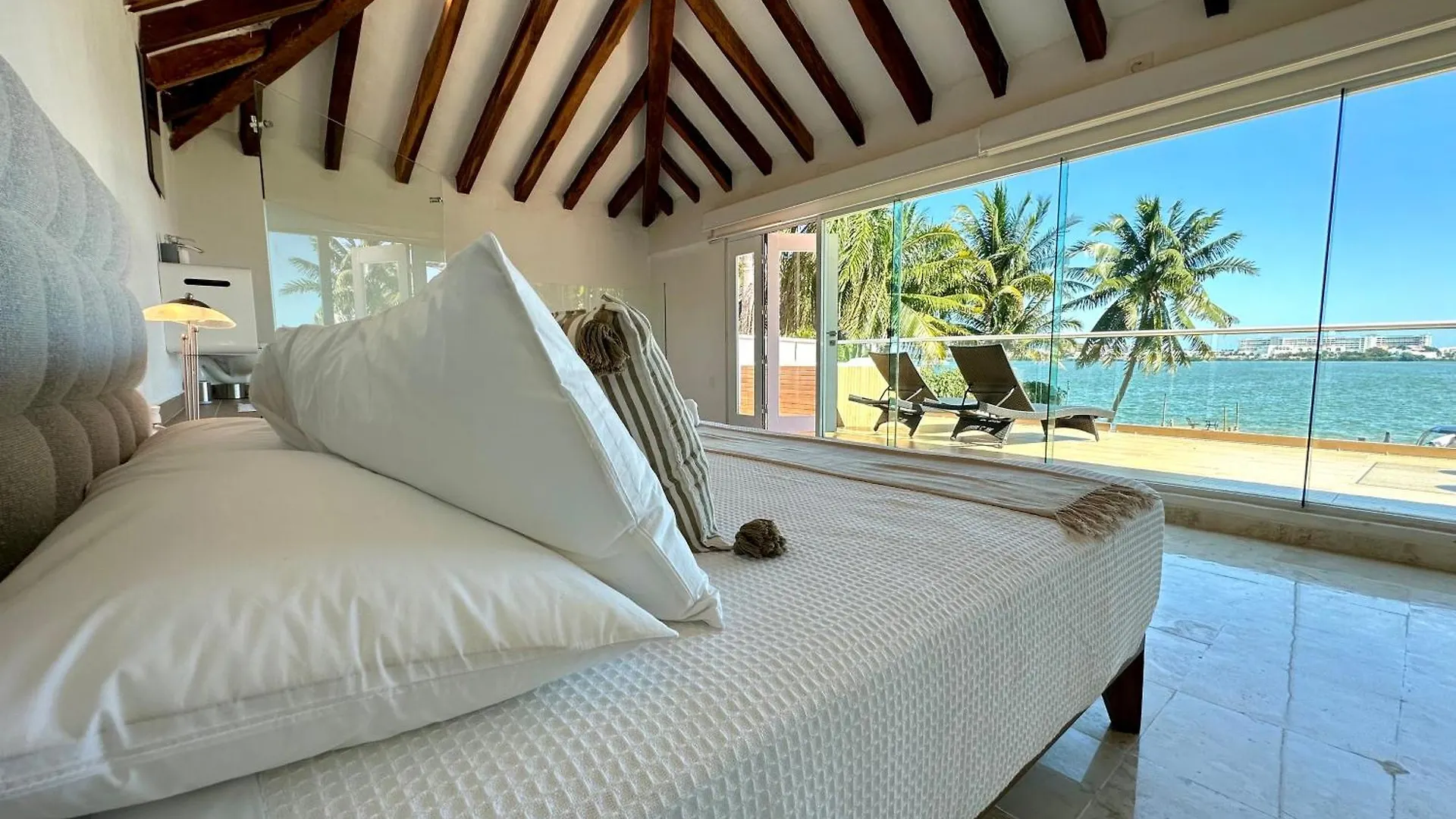 Don Village - 5Br Luxury Waterfront Private Villa By Solmar Rentals Cancun Apartment
