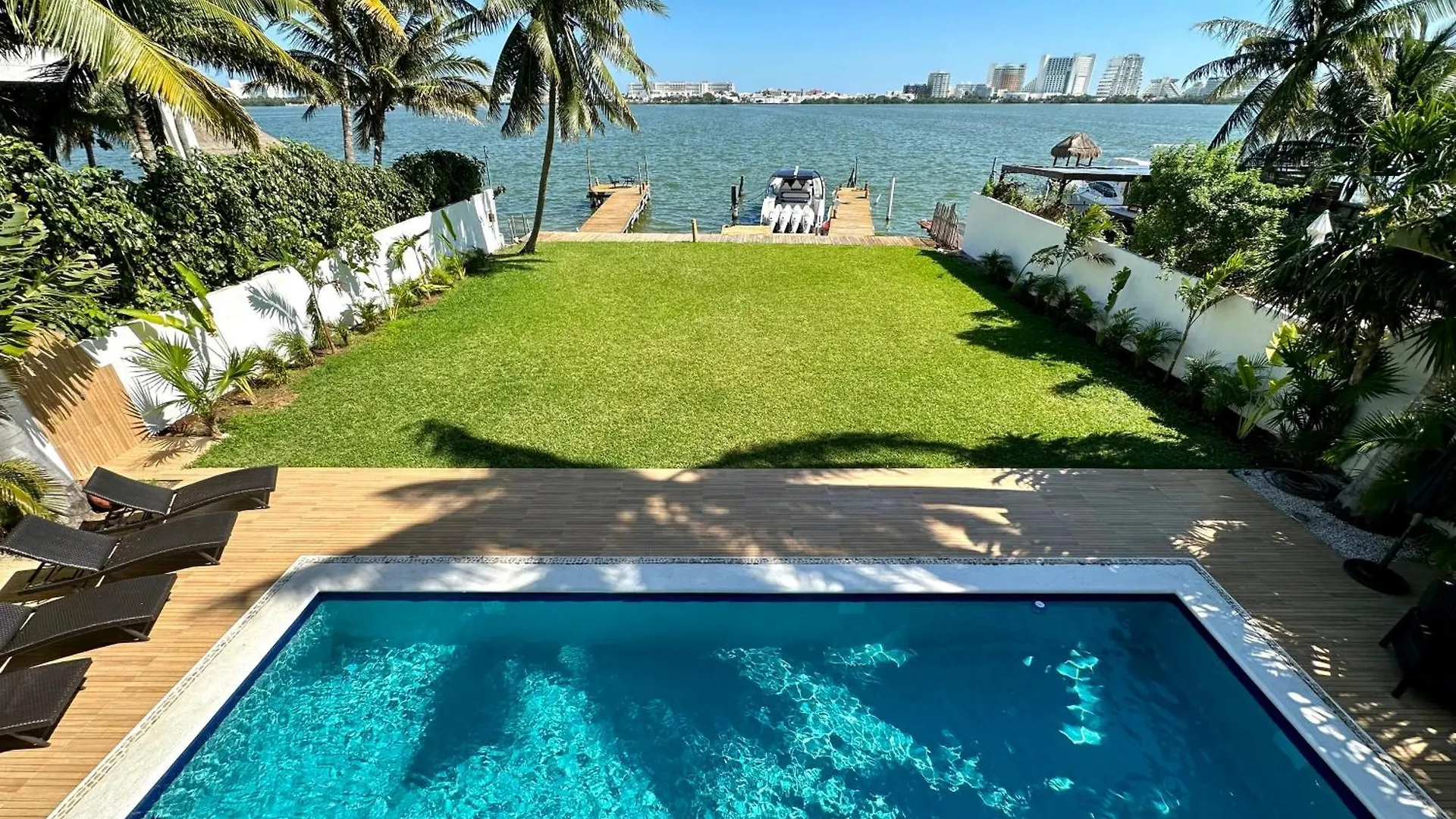 Don Village - 5Br Luxury Waterfront Private Villa By Solmar Rentals Cancun Apartment