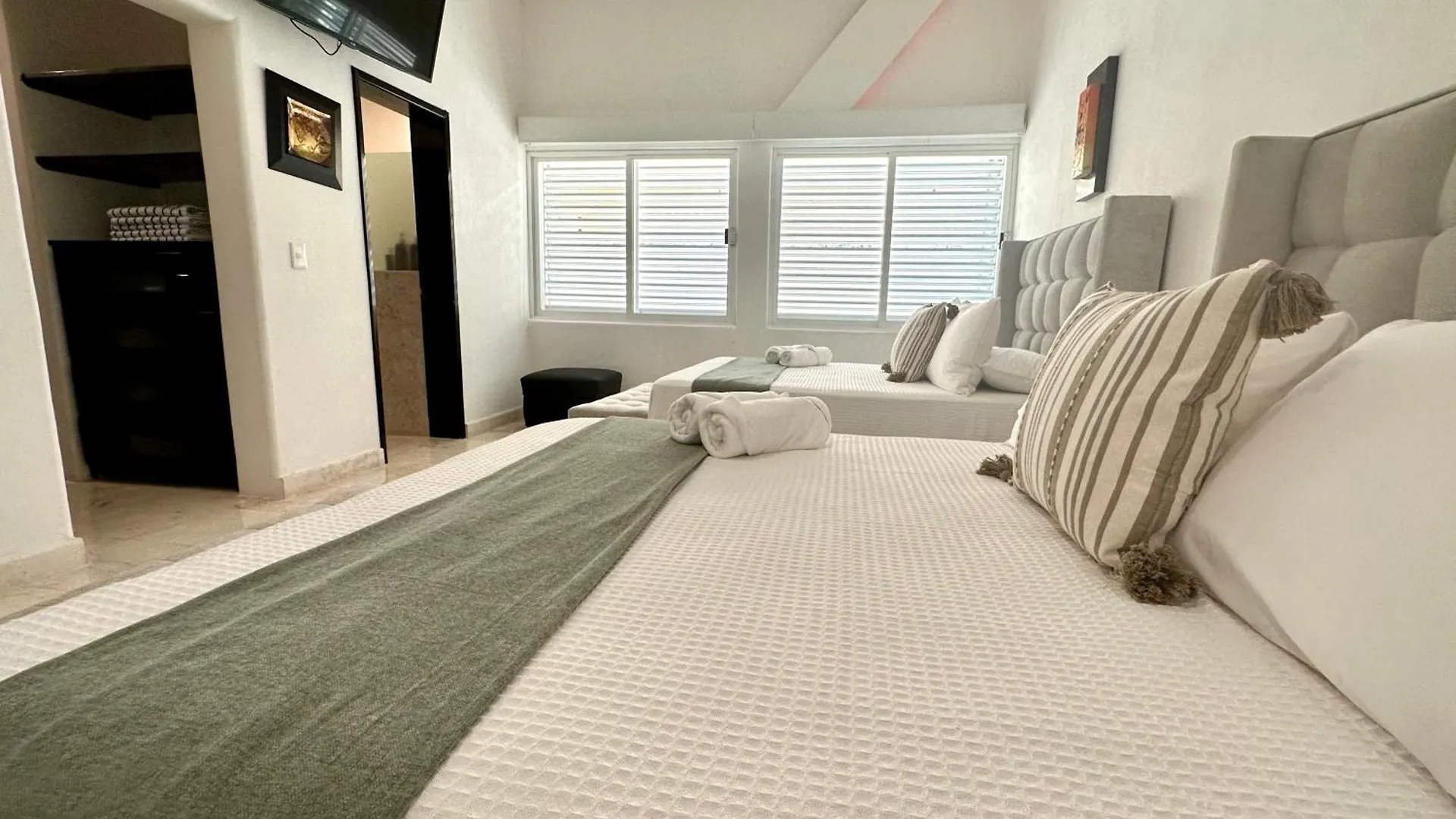 Don Village - 5Br Luxury Waterfront Private Villa By Solmar Rentals Cancun 0*,