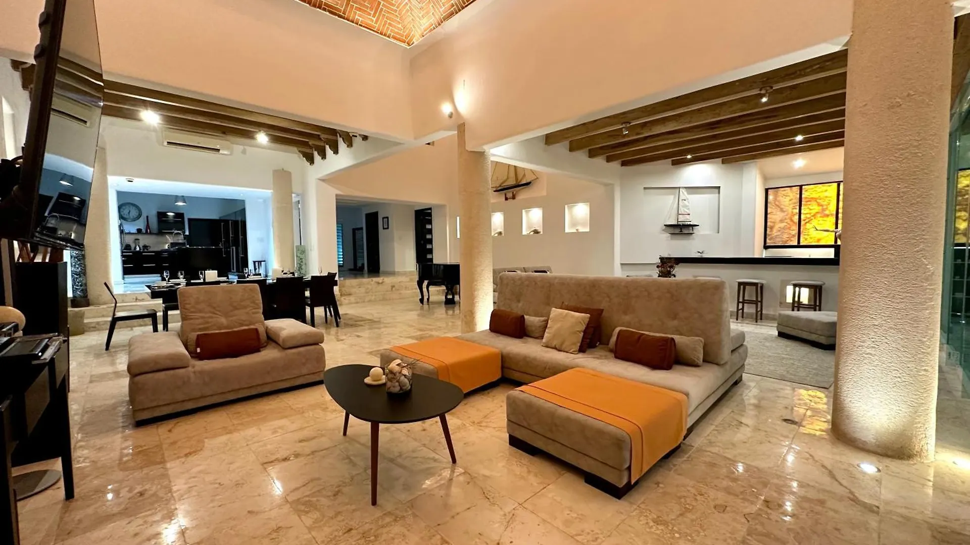 Apartment Don Village - 5Br Luxury Waterfront Private Villa By Solmar Rentals Cancun