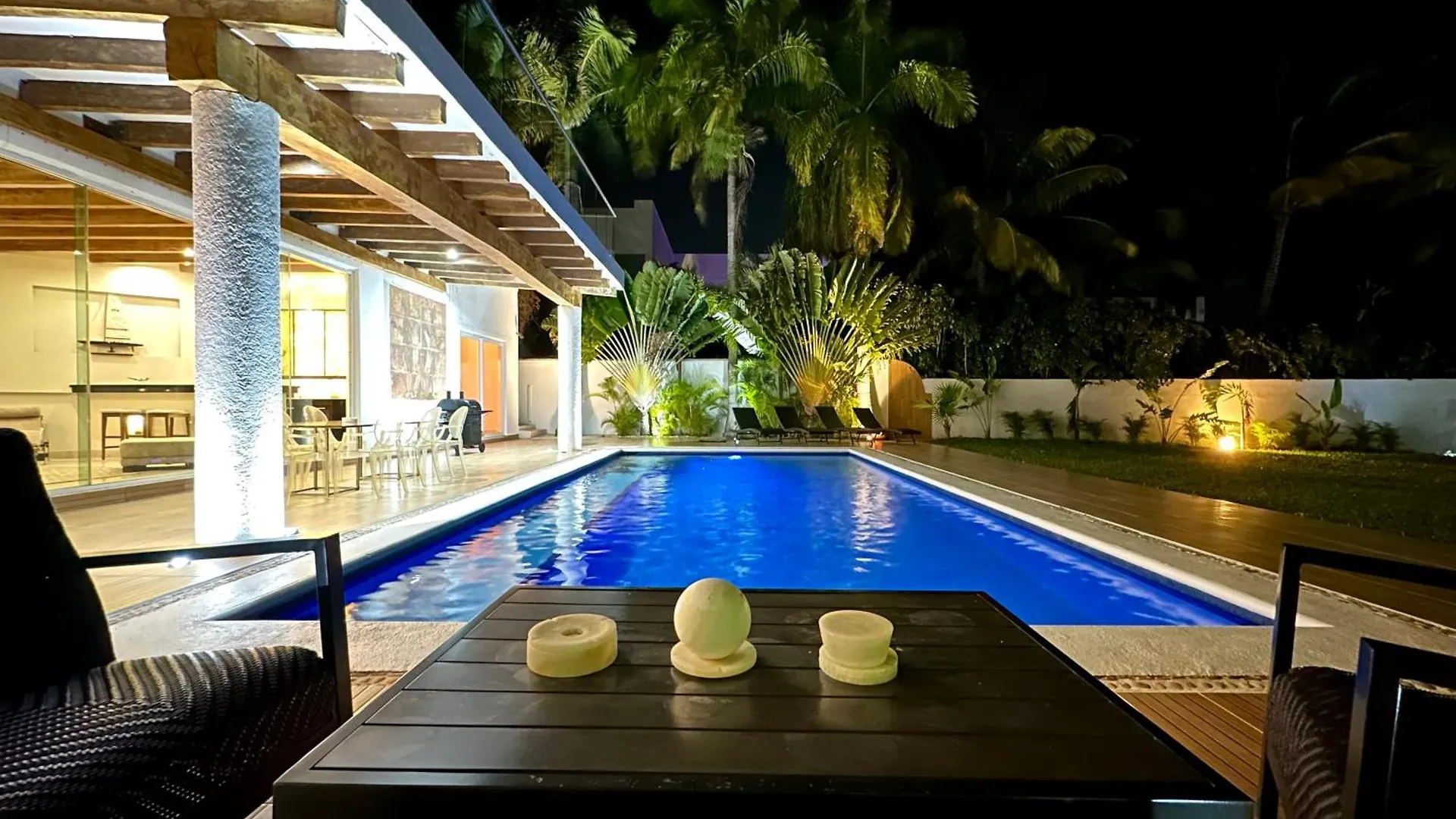 Don Village - 5Br Luxury Waterfront Private Villa By Solmar Rentals Cancun 0*,  Mexico
